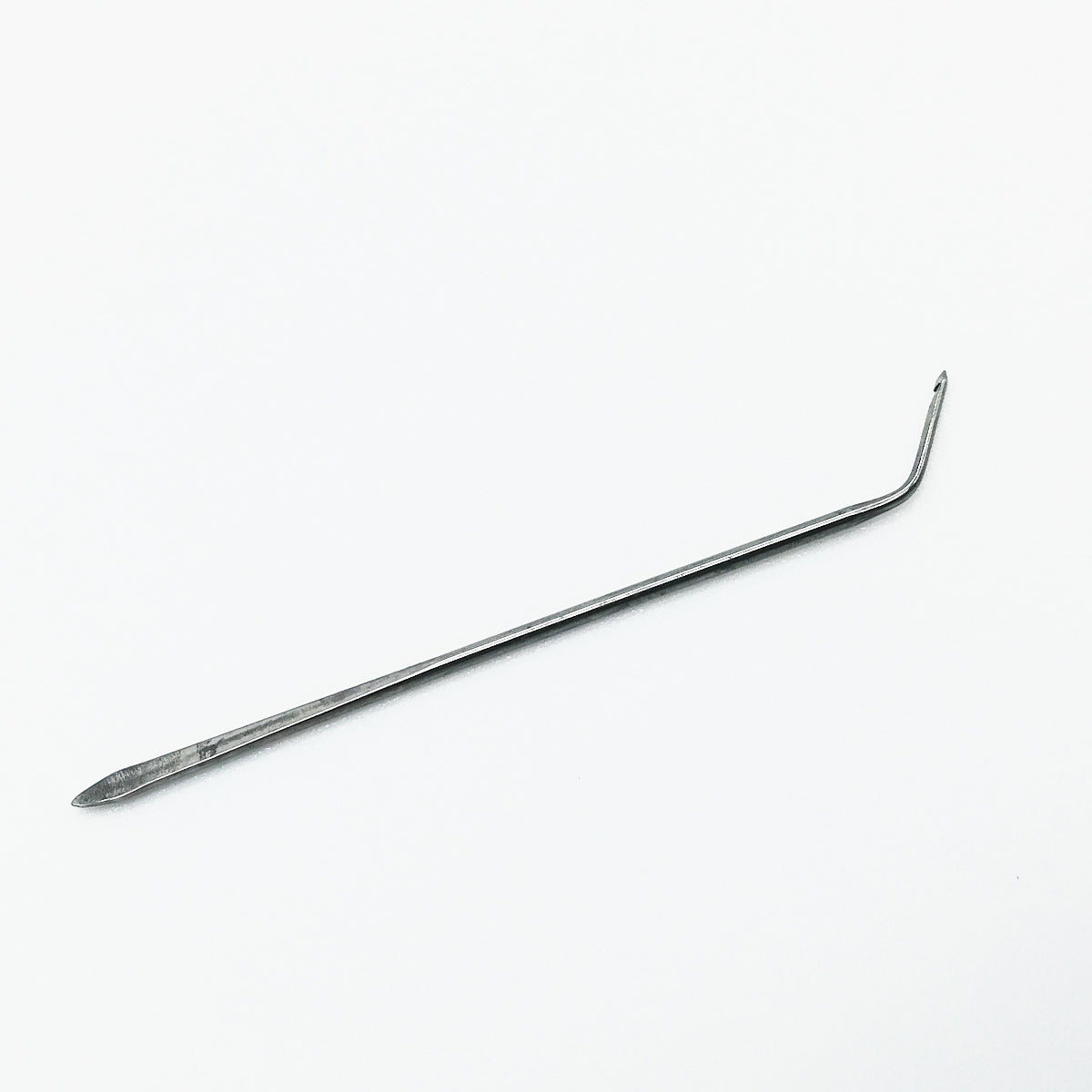 Knotting hooks